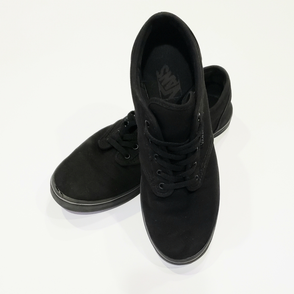 Vans Women's Black Doheny Sneakers